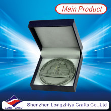 2013 Nueva moneda barata personalizada del medallón con la caja de papel, distribuidores antiguos de la moneda, monedero de plata antiguo de las monedas de plata del aniversario para el recuerdo